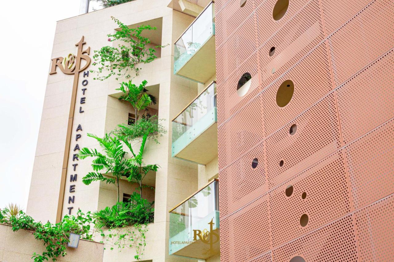 Roots Hotel Apartments 阿比让 外观 照片