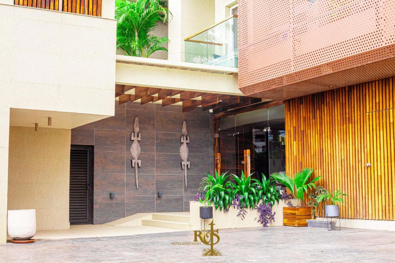 Roots Hotel Apartments 阿比让 外观 照片
